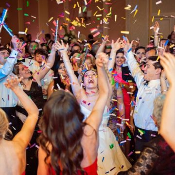 How to have fun at your wedding!